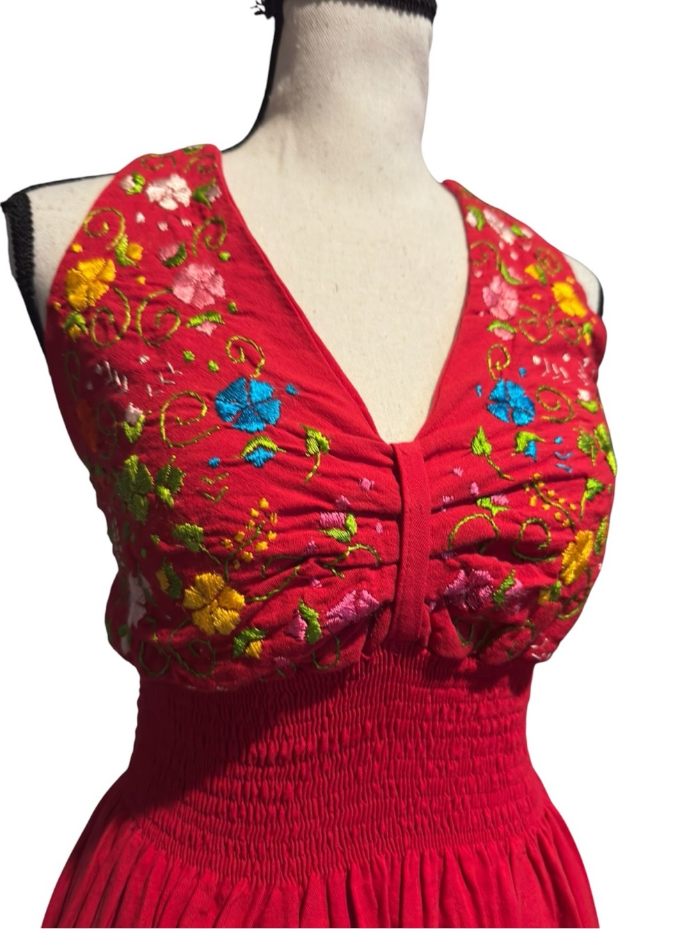 Mexican Boho Embroidered Red Dress Small Floral Embroidery Pinup Retro Dress - Picture 2 of 7